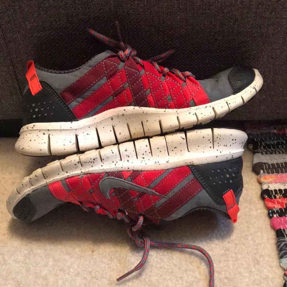 Nike Free Runs ❤️